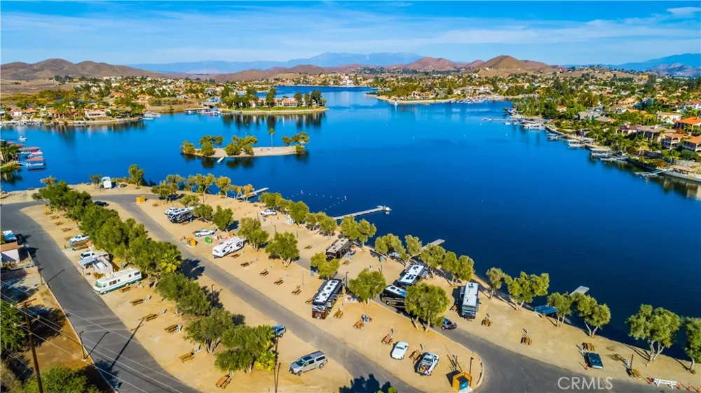 30405 Golden Gate Canyon Lake, CA 92587