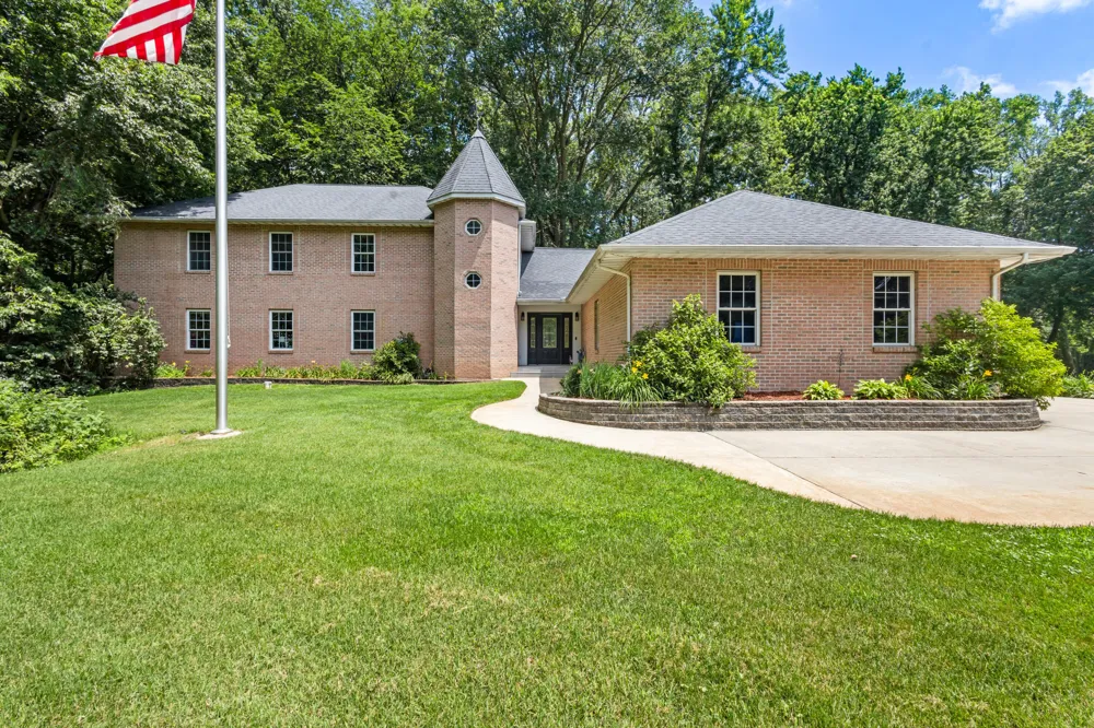 3439 Michael Lane St. Joseph, MI 49085