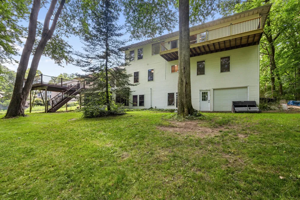 3439 Michael Lane St. Joseph, MI 49085