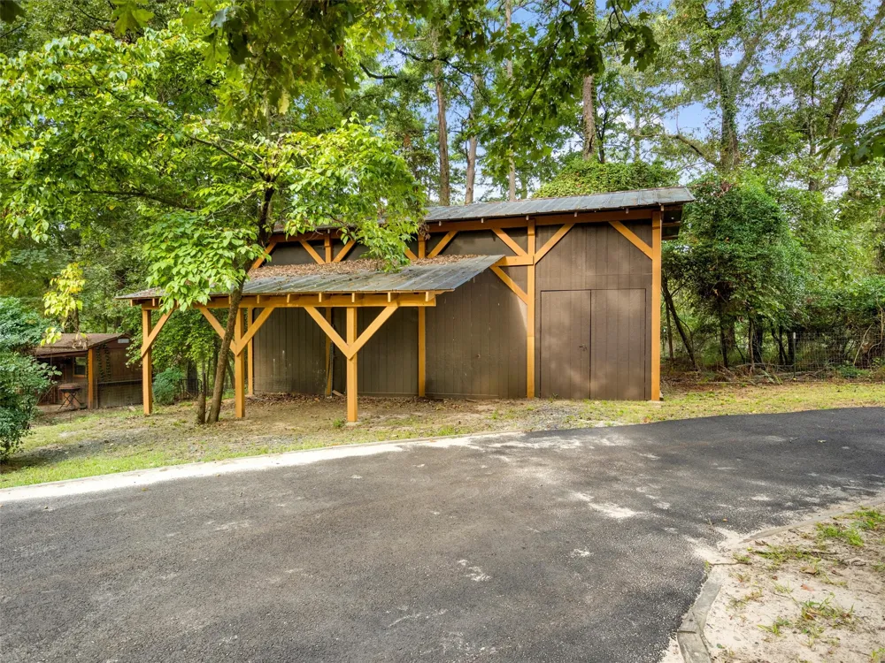 220 Dale DR Avinger, TX 75630