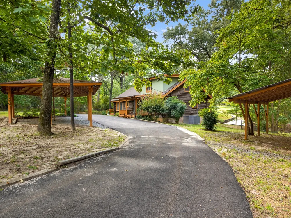 220 Dale DR Avinger, TX 75630