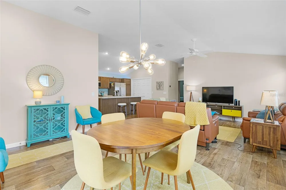 6080 ALLEN AVENUE The Villages, FL 32163
