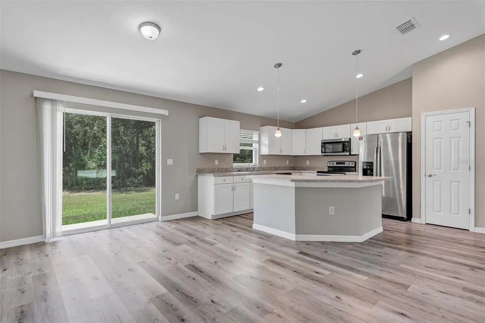 21512 SW RAINBOW LAKES BOULEVARD Dunnellon, FL 34431