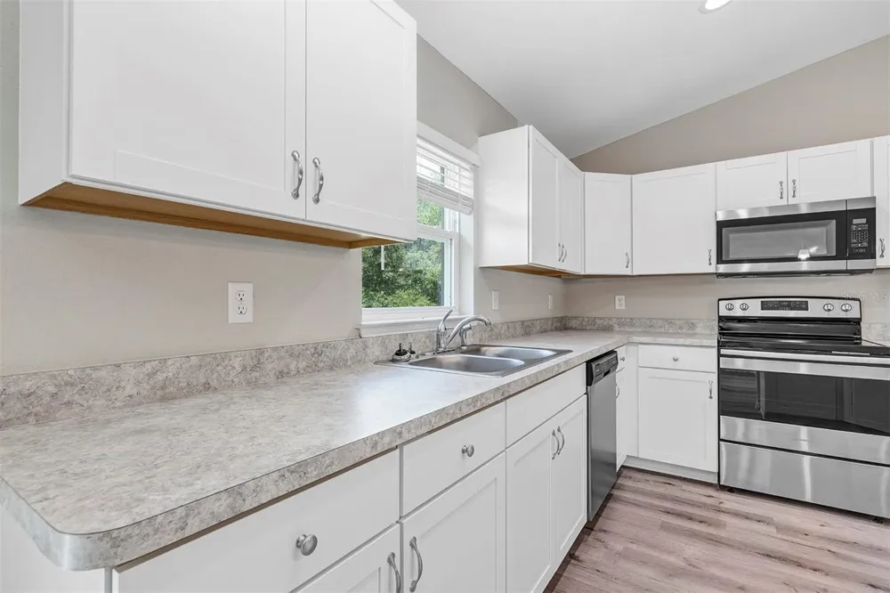 21512 SW RAINBOW LAKES BOULEVARD Dunnellon, FL 34431