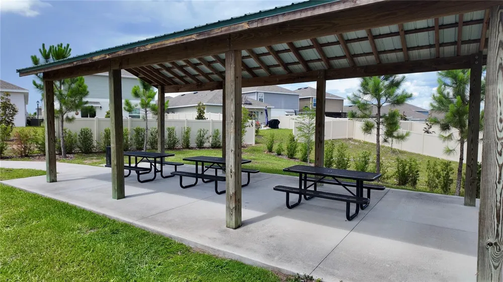 5620 WINDSONG OAK DRIVE Leesburg, FL 34748