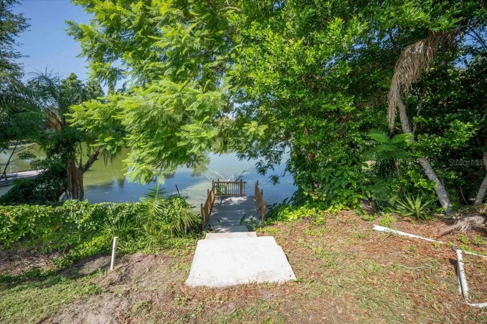 1925 JOHN ARTHUR WAY Lakeland, FL 33803