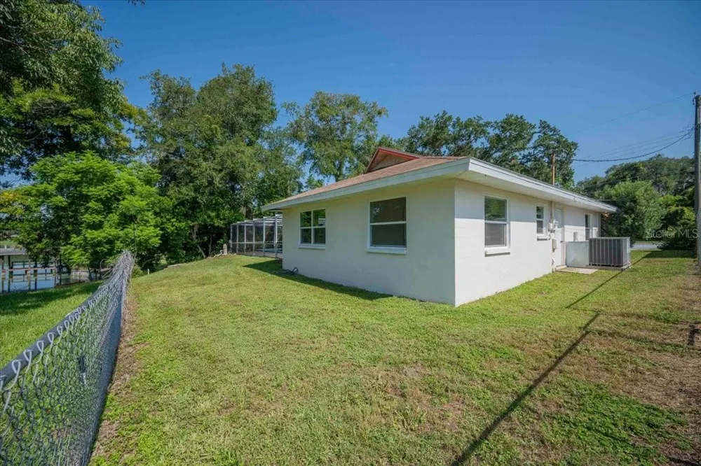1925 JOHN ARTHUR WAY Lakeland, FL 33803