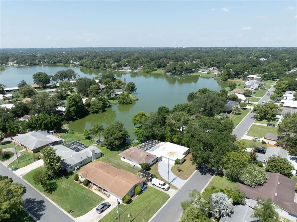 1925 JOHN ARTHUR WAY Lakeland, FL 33803
