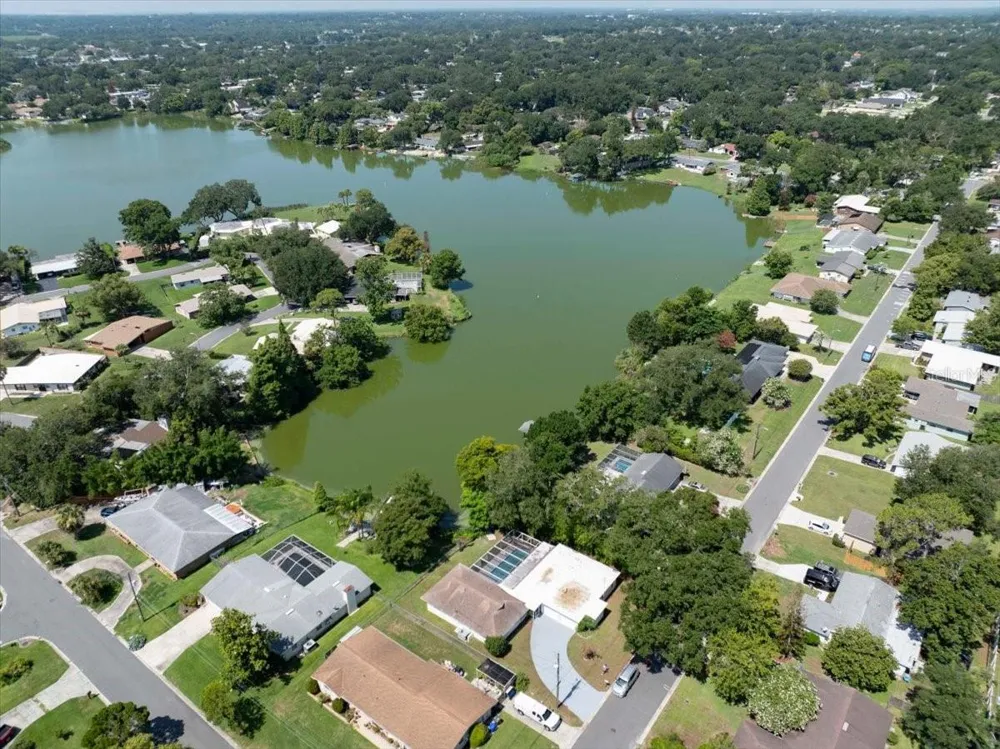 1925 JOHN ARTHUR WAY Lakeland, FL 33803