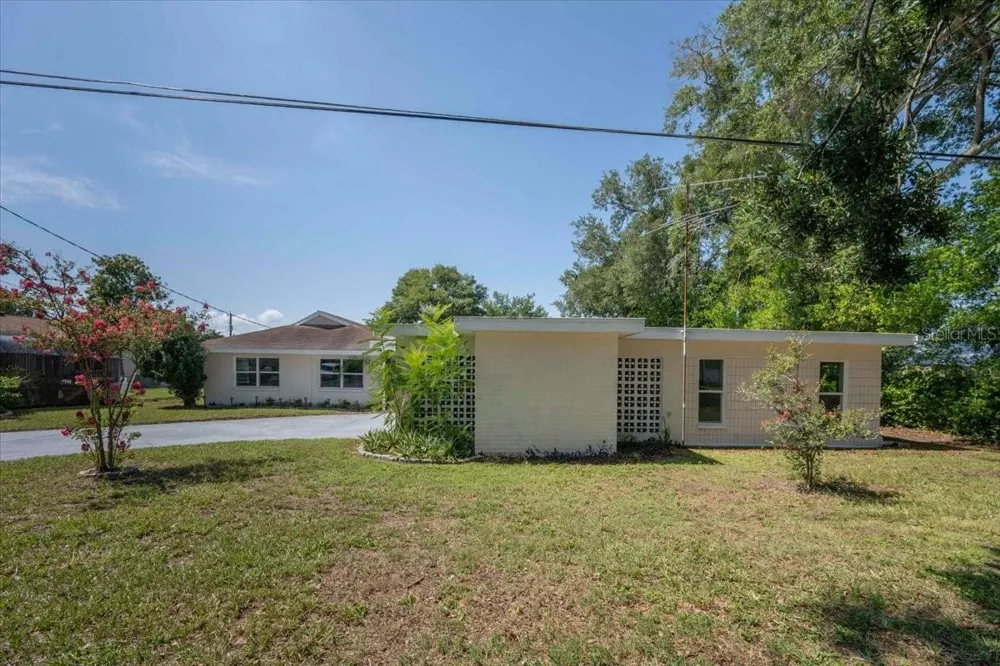 1925 JOHN ARTHUR WAY Lakeland, FL 33803