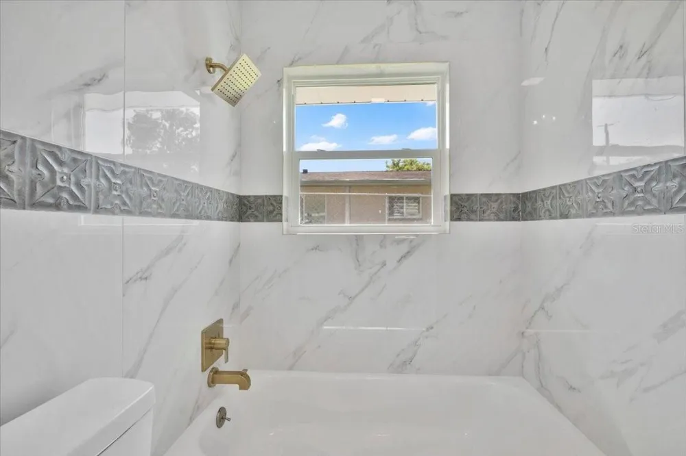 1925 JOHN ARTHUR WAY Lakeland, FL 33803