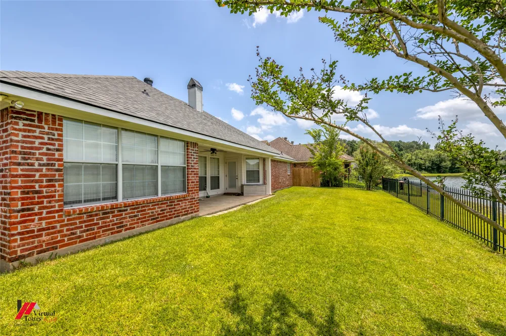 2015 Meadow Bend Shreveport, LA 71118