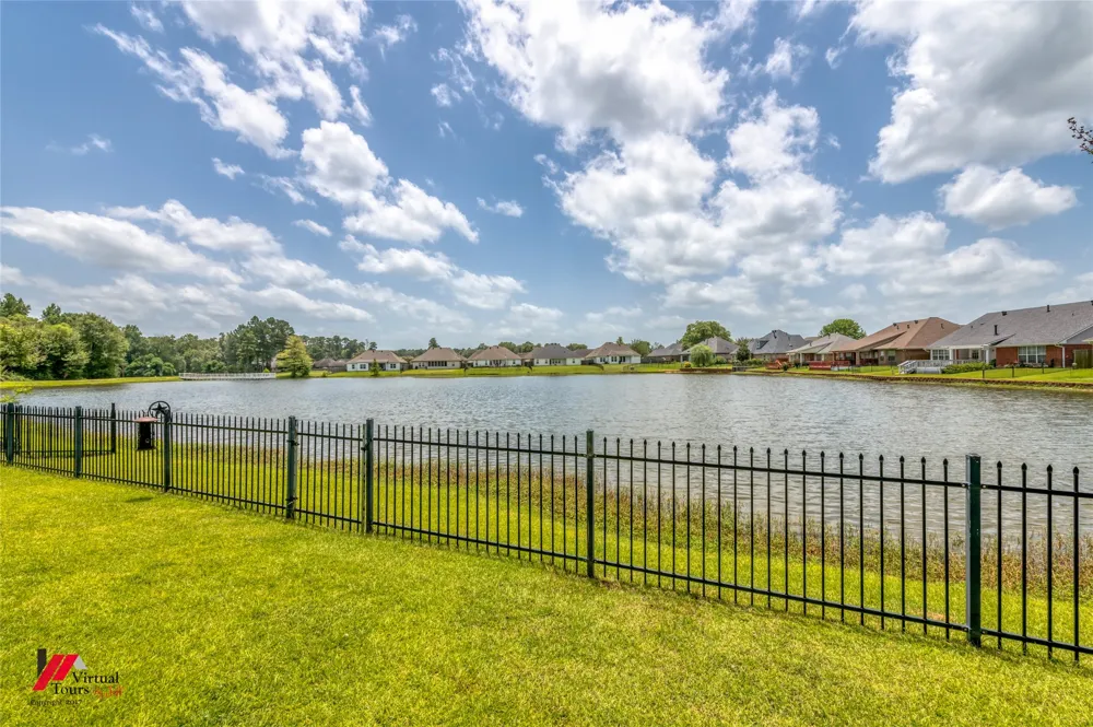2015 Meadow Bend Shreveport, LA 71118