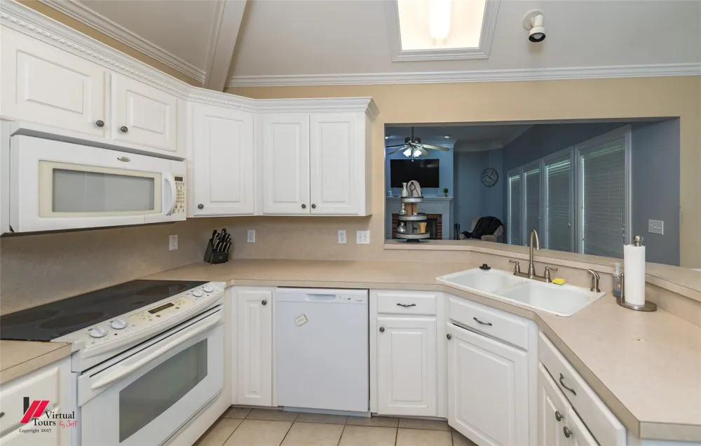 2015 Meadow Bend Shreveport, LA 71118