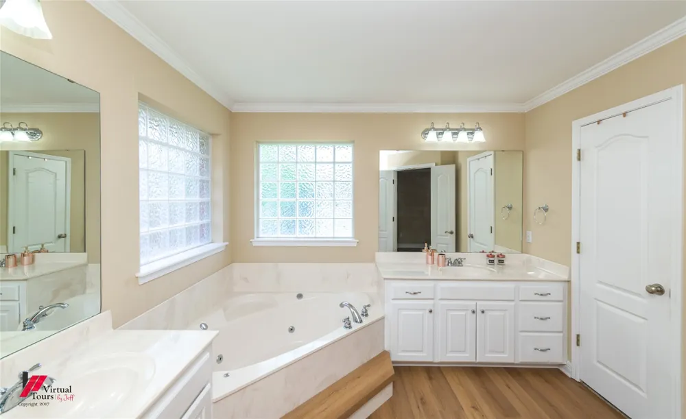 2015 Meadow Bend Shreveport, LA 71118