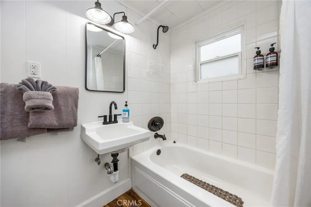 547 Chipmunk Big Bear Lake, CA 92315