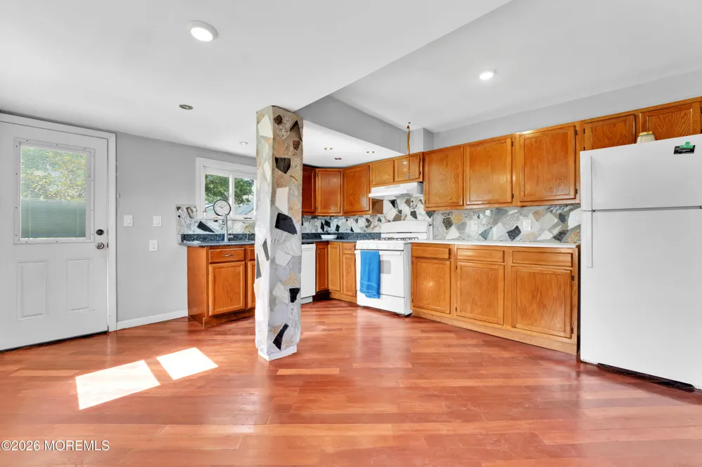 172 Park Avenue Keansburg, NJ 07734