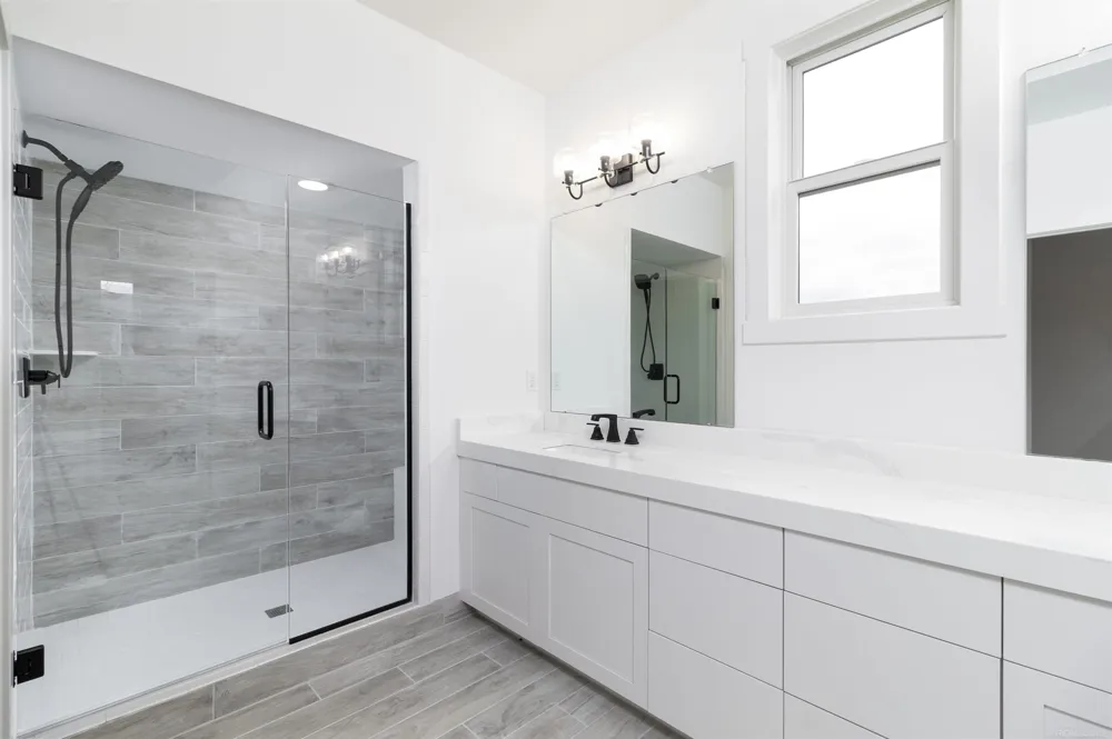 7583 Brunswick Drive Washington Township, MI 48095