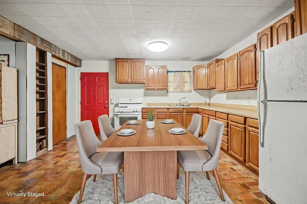 10518 Ocean Drive Beach City, TX 77523