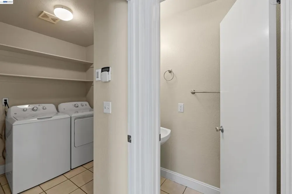 3264 Ernest Dr Tracy, CA 95376