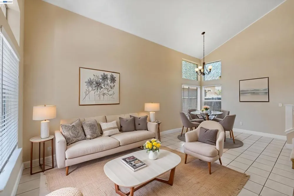 3264 Ernest Dr Tracy, CA 95376