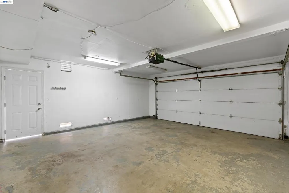 3264 Ernest Dr Tracy, CA 95376
