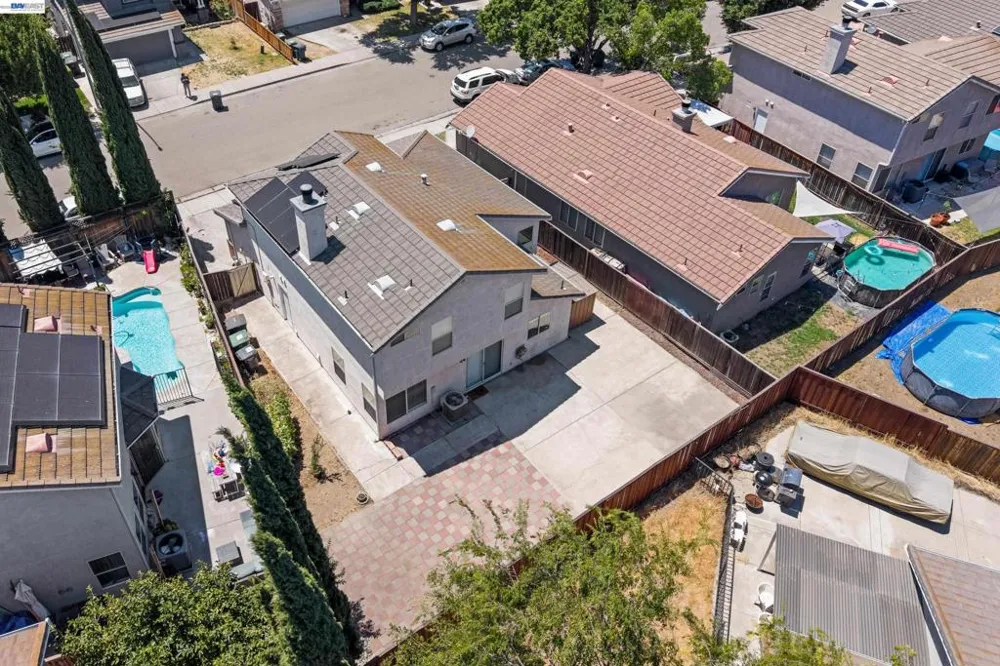 3264 Ernest Dr Tracy, CA 95376