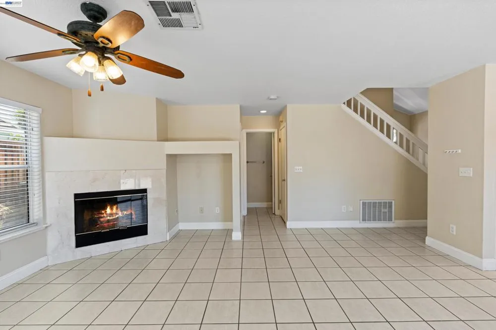 3264 Ernest Dr Tracy, CA 95376