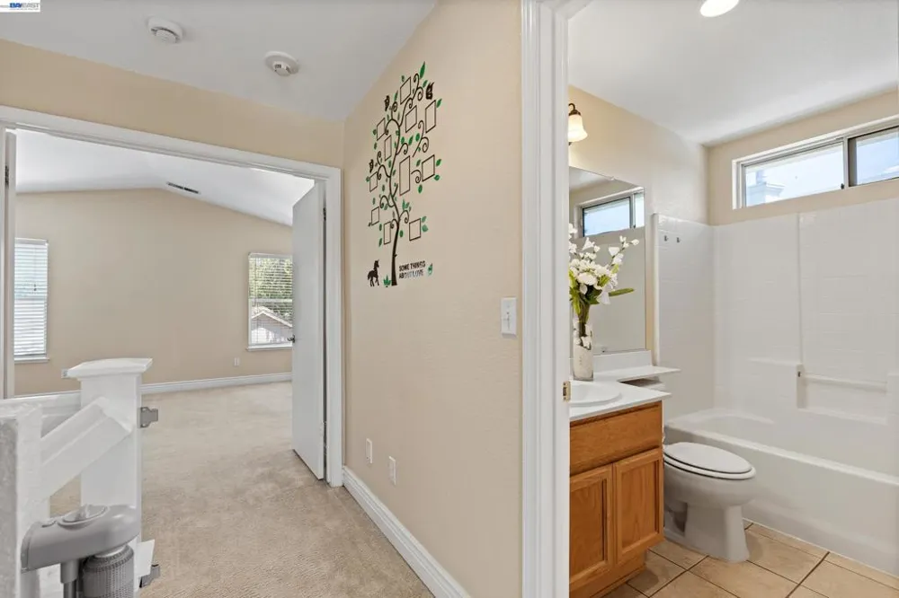 3264 Ernest Dr Tracy, CA 95376