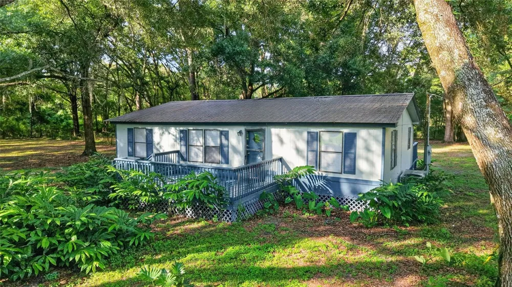 14210 NW HIGHWAY 464B Morriston, FL 32668