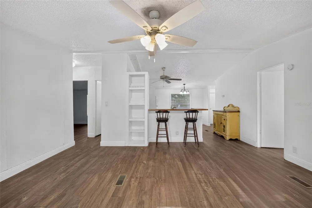 14210 NW HIGHWAY 464B Morriston, FL 32668