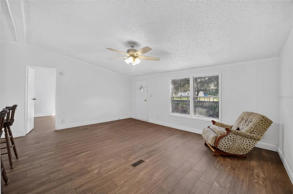 14210 NW HIGHWAY 464B Morriston, FL 32668