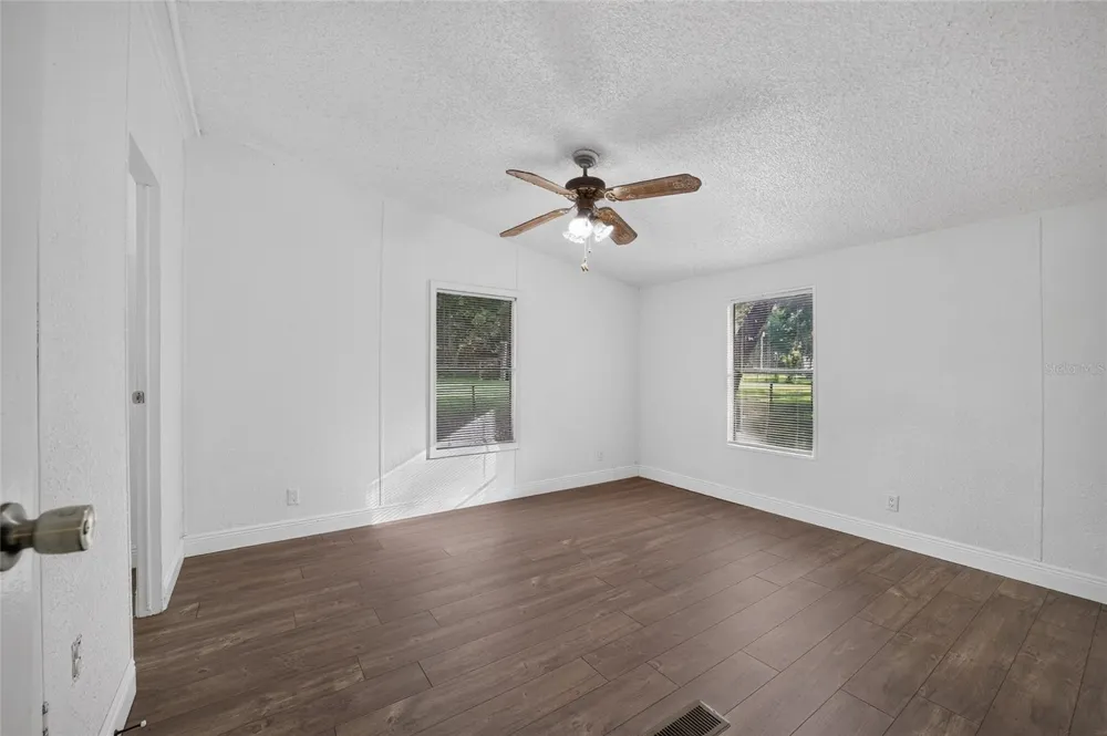 14210 NW HIGHWAY 464B Morriston, FL 32668