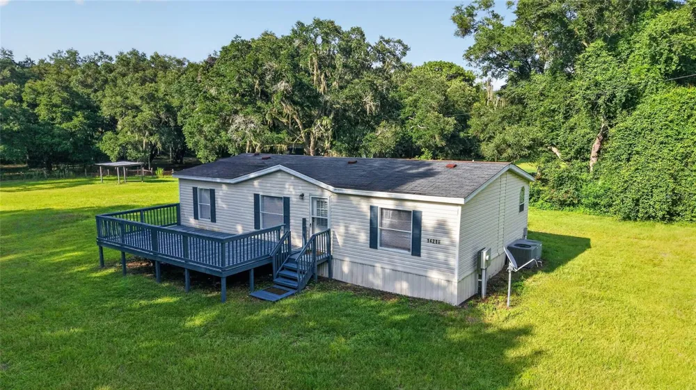 14210 NW HIGHWAY 464B Morriston, FL 32668