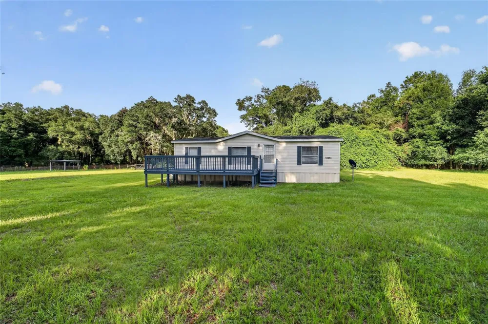 14210 NW HIGHWAY 464B Morriston, FL 32668