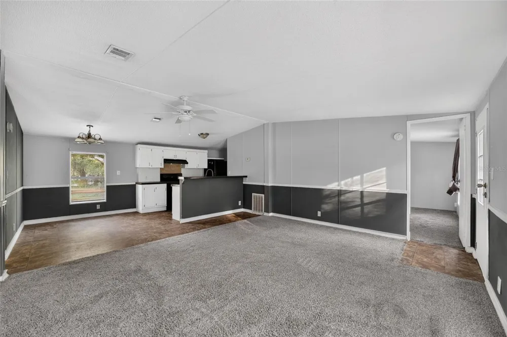 14210 NW HIGHWAY 464B Morriston, FL 32668
