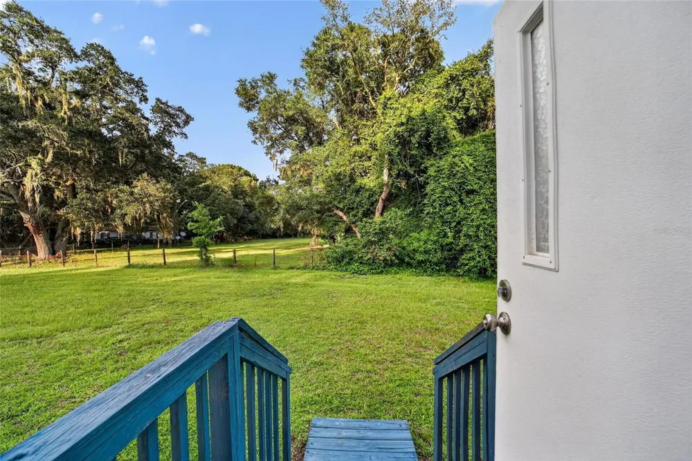 14210 NW HIGHWAY 464B Morriston, FL 32668
