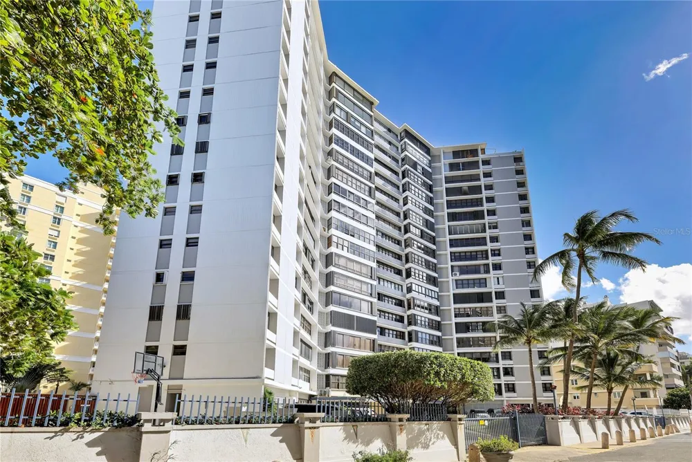 1 TAFT STREET #Penthouse-C San Juan, PR 00911