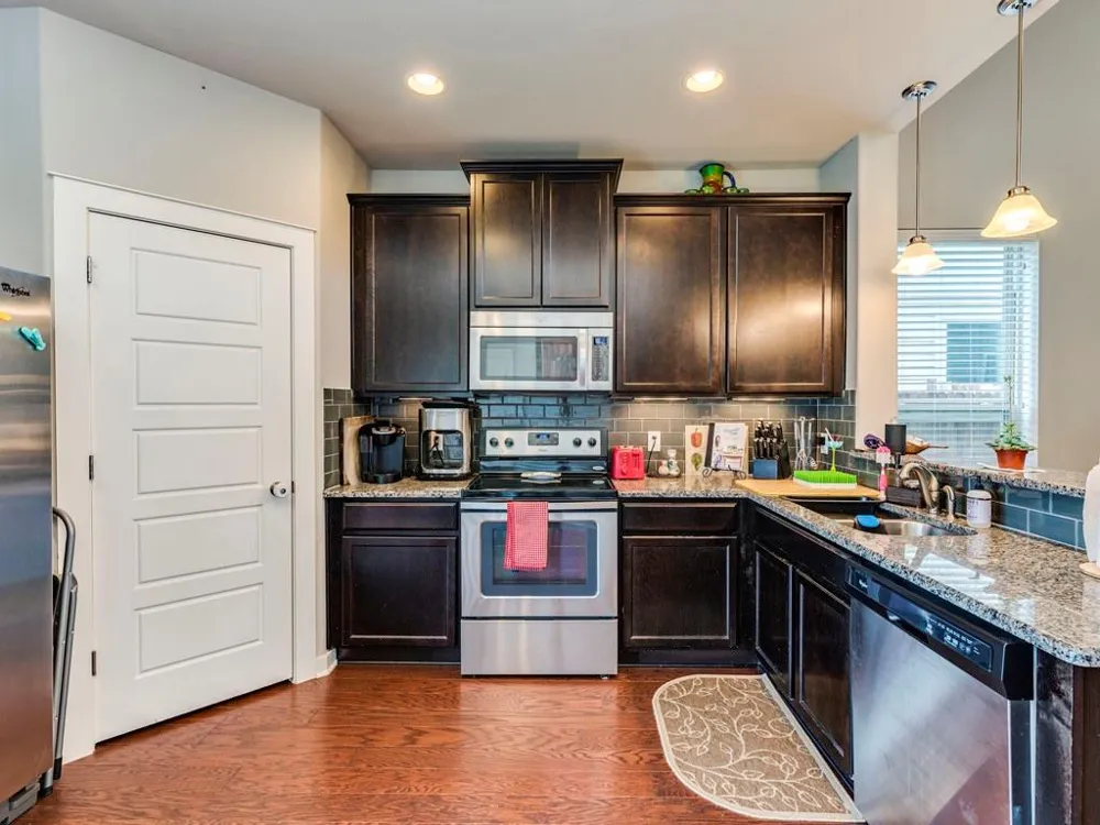 16101 Mcaloon Way Austin, TX 78728