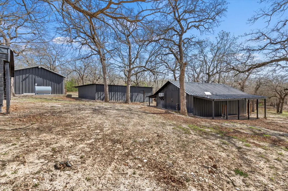 2194 Fm 2382 St Jo, TX 76265