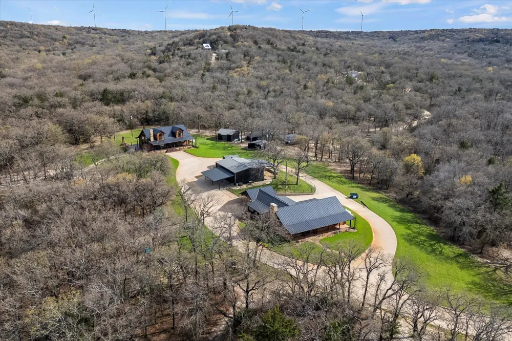 2194 Fm 2382 St Jo, TX 76265