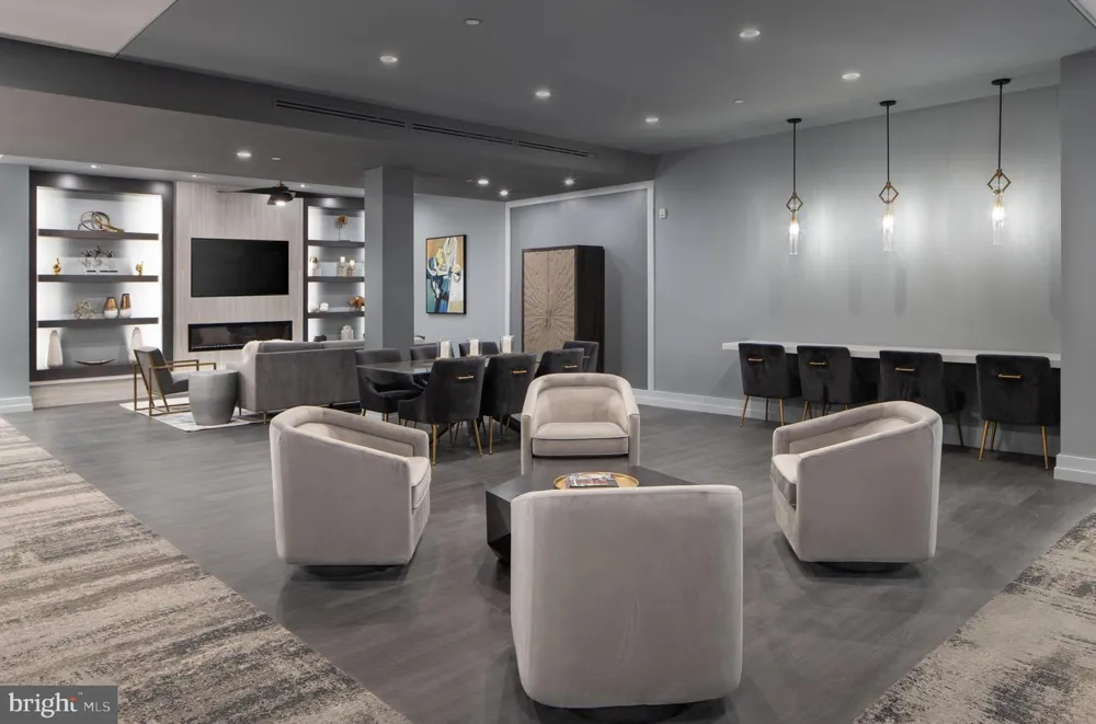 101 QUEEN STREET #404 Lancaster, PA 17603