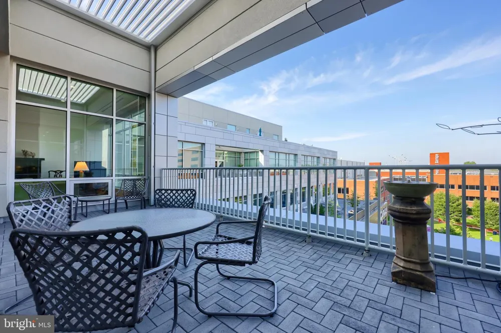 101 QUEEN STREET #404 Lancaster, PA 17603