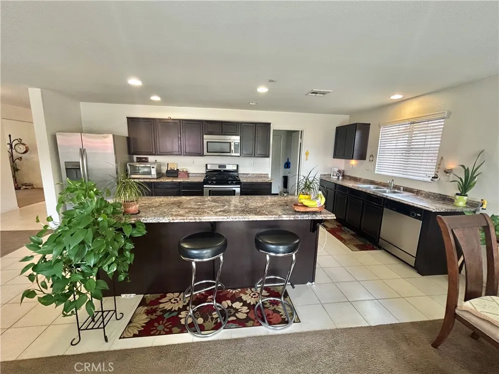 729 Bailey Lane San Jacinto, CA 92582