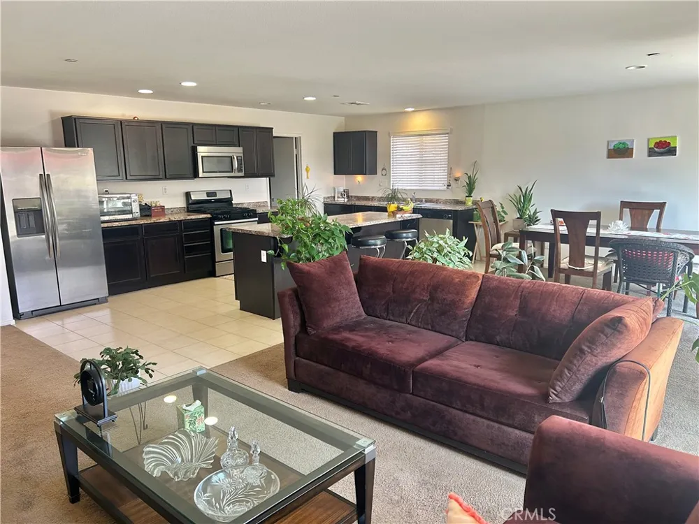 729 Bailey Lane San Jacinto, CA 92582