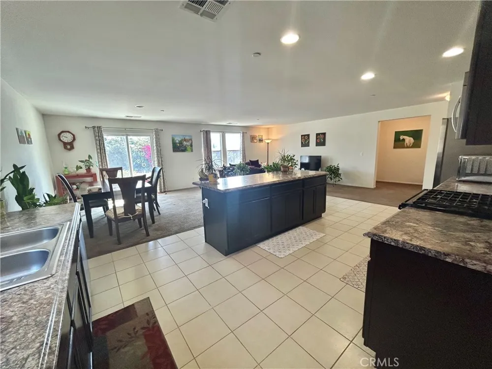 729 Bailey Lane San Jacinto, CA 92582