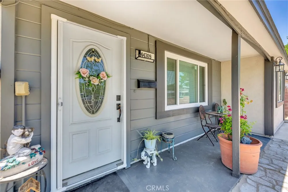 44309 Hardwood Avenue Lancaster, CA 93534