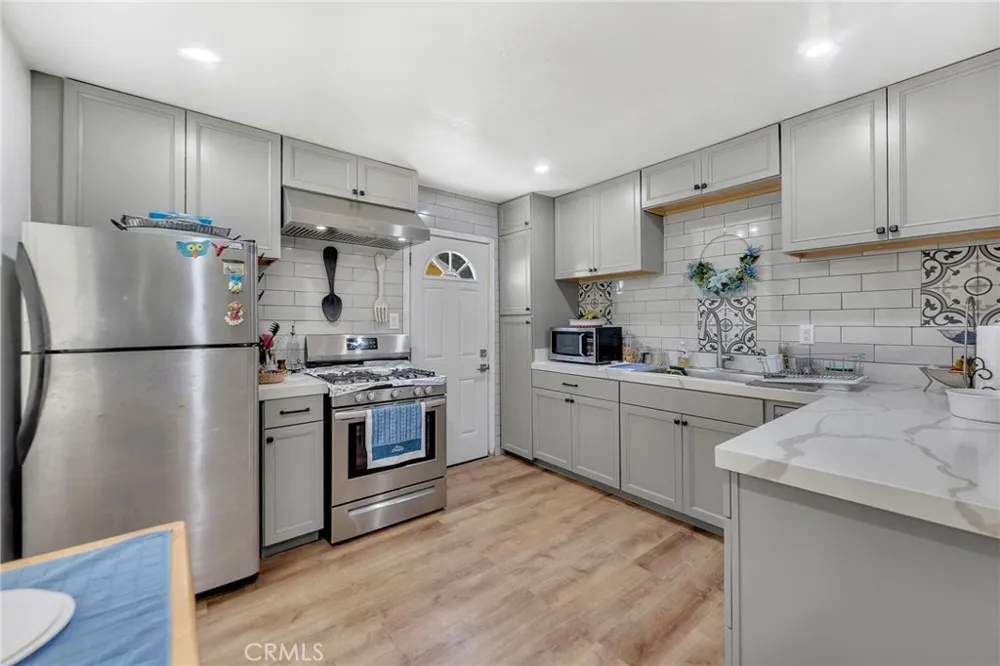 44309 Hardwood Avenue Lancaster, CA 93534