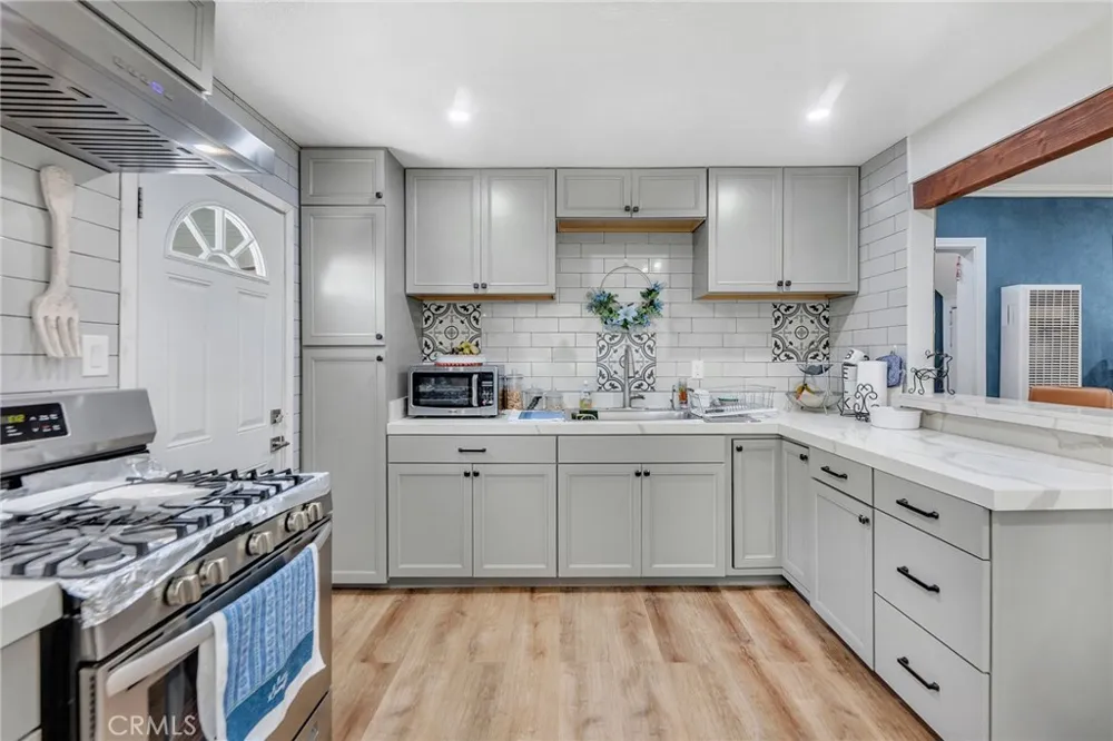 44309 Hardwood Avenue Lancaster, CA 93534