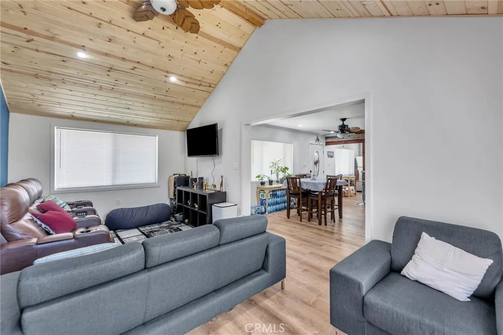 44309 Hardwood Avenue Lancaster, CA 93534
